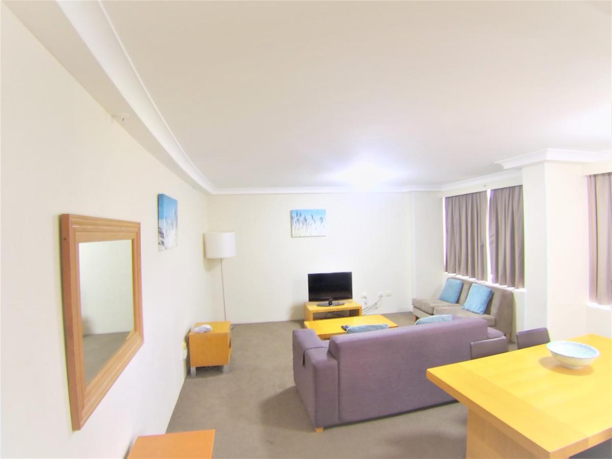 Breakfree Capital Tower Apartments Canberra Buitenkant foto