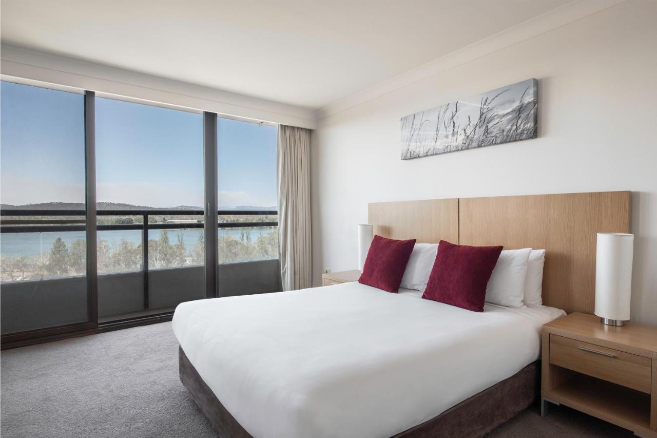 Breakfree Capital Tower Apartments Canberra Buitenkant foto