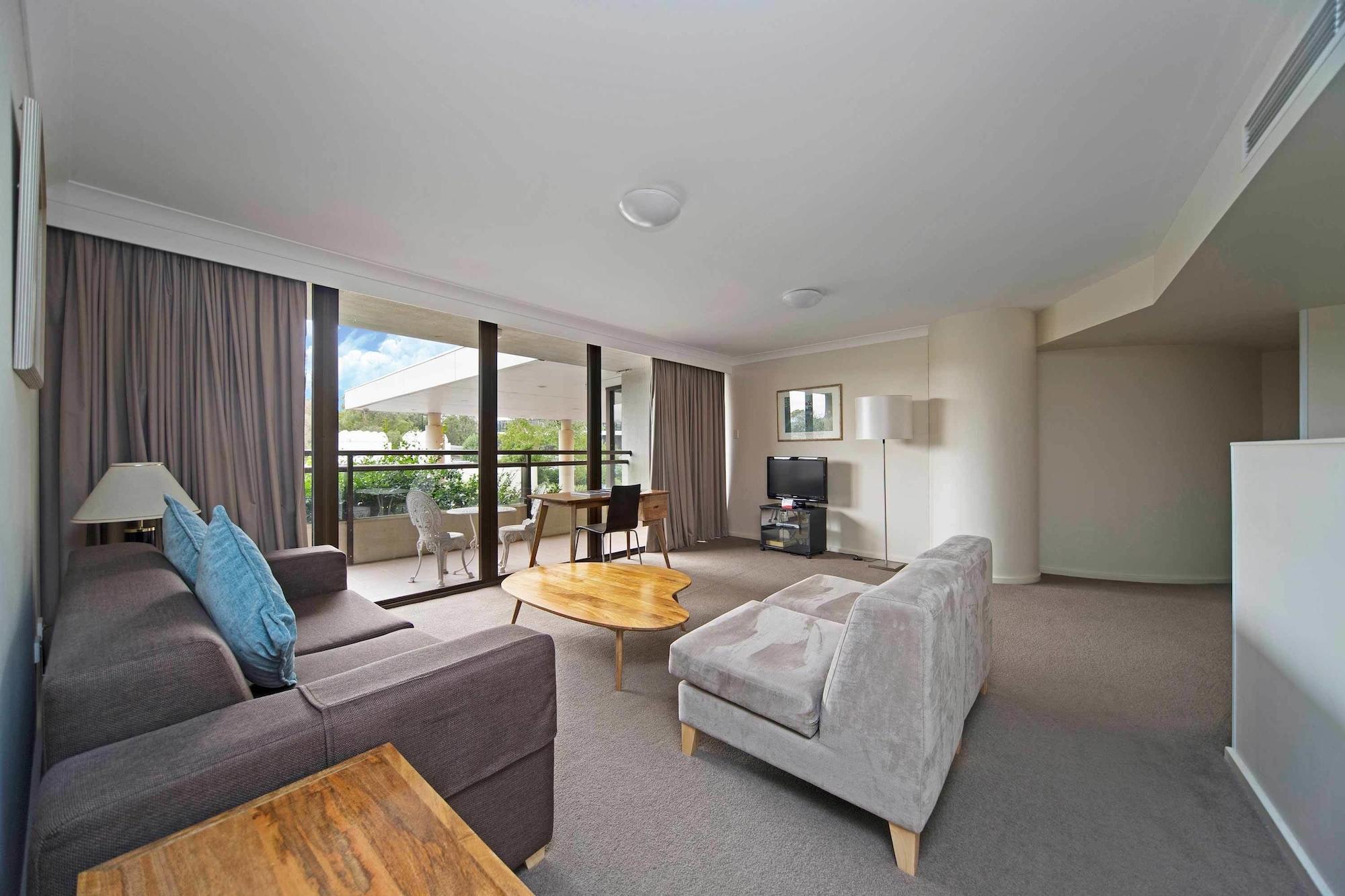 Breakfree Capital Tower Apartments Canberra Buitenkant foto