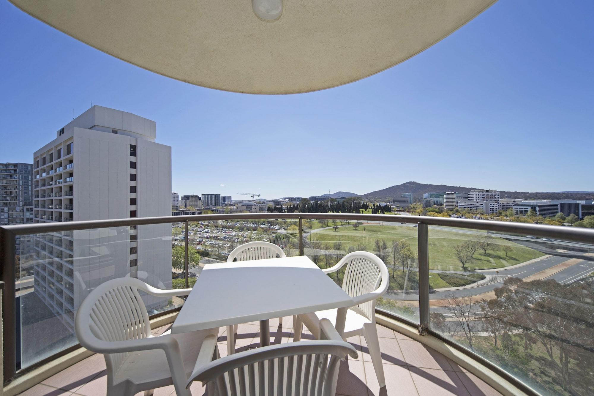 Breakfree Capital Tower Apartments Canberra Buitenkant foto
