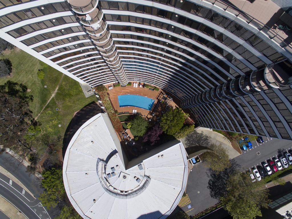 Breakfree Capital Tower Apartments Canberra Buitenkant foto