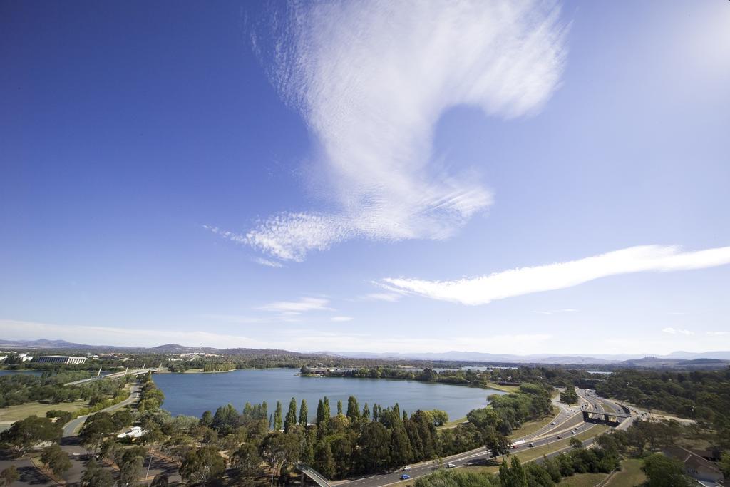 Breakfree Capital Tower Apartments Canberra Buitenkant foto